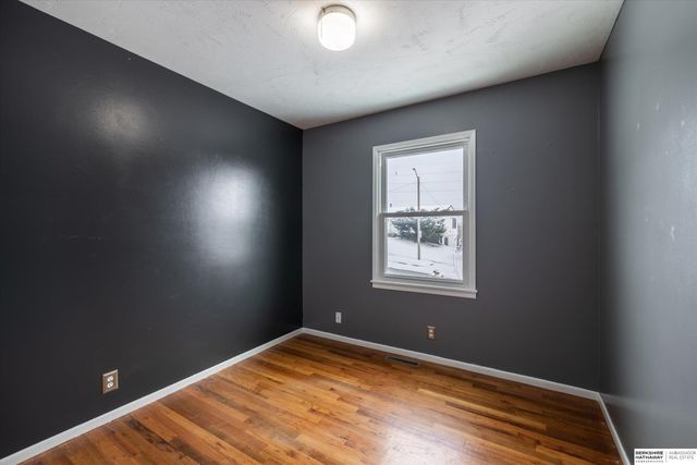 7420 S 72nd Avenue, La Vista, NE 68128