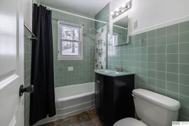 7420 S 72nd Avenue, La Vista, NE 68128