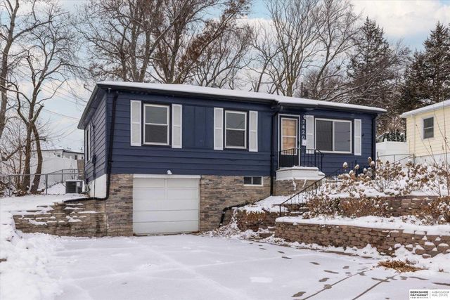 7420 S 72nd Avenue, La Vista, NE 68128