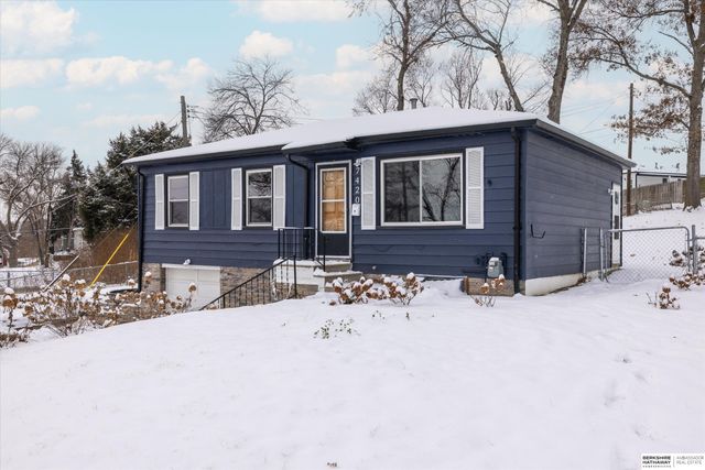 7420 S 72nd Avenue, La Vista, NE 68128