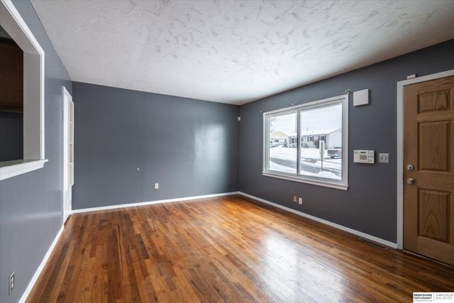 7420 S 72nd Avenue, La Vista, NE 68128