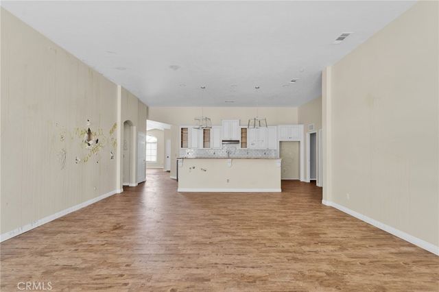 17877 Cabazon, Apple Valley, CA 92307