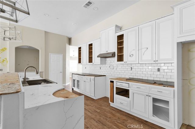 17877 Cabazon, Apple Valley, CA 92307