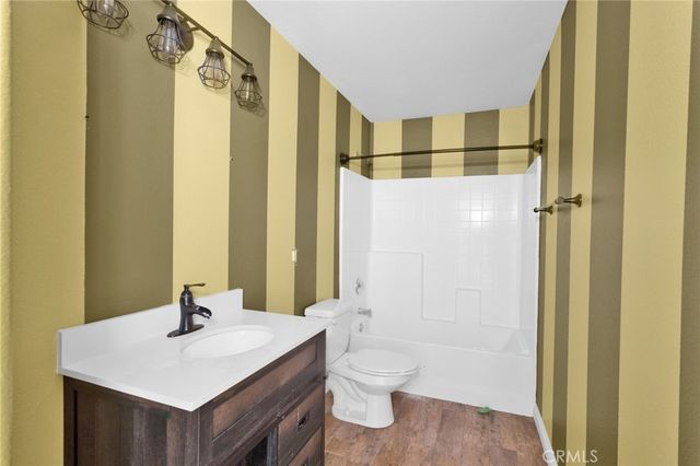 17877 Cabazon, Apple Valley, CA 92307