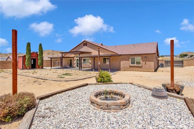 17877 Cabazon, Apple Valley, CA 92307