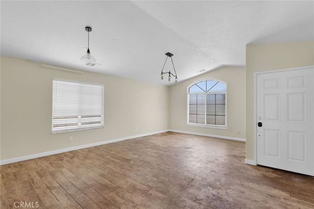 17877 Cabazon, Apple Valley, CA 92307