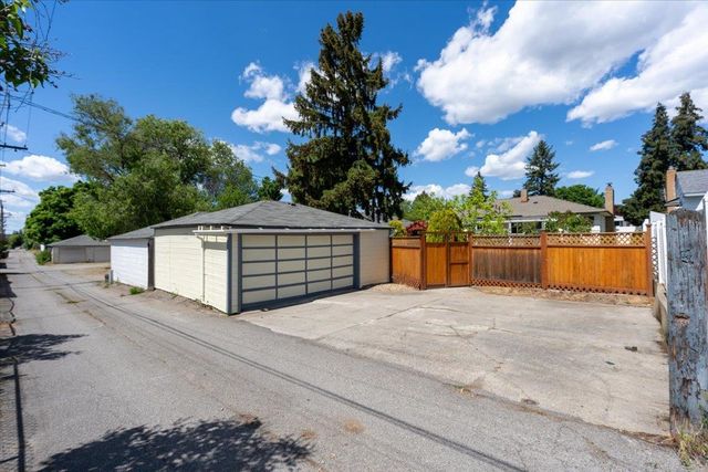 1411 W Glass Ave, Spokane, WA 99205