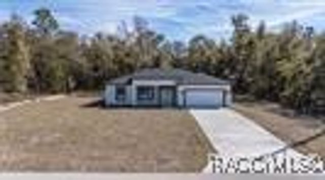 9001 N Elkcam Boulevard, Citrus Springs, FL 34433