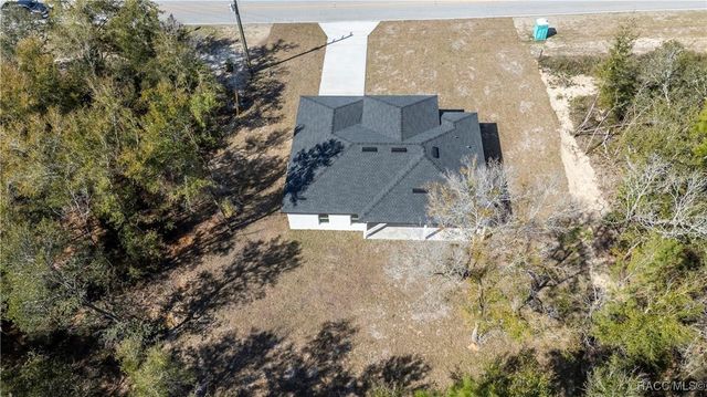 9001 N Elkcam Boulevard, Citrus Springs, FL 34433