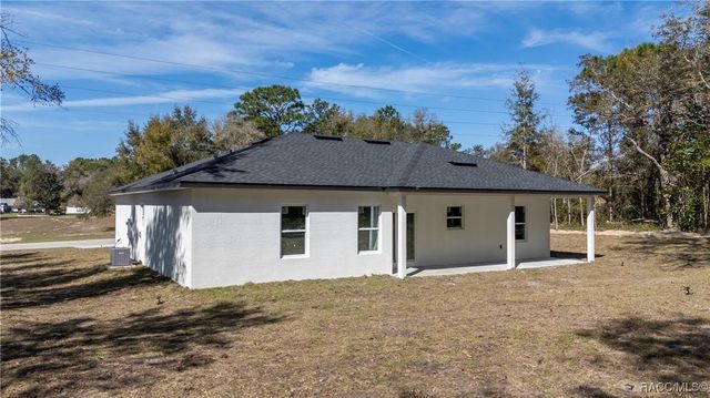 9001 N Elkcam Boulevard, Citrus Springs, FL 34433
