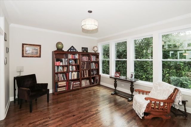 315 W Franklin Street, Wheaton, IL 60187