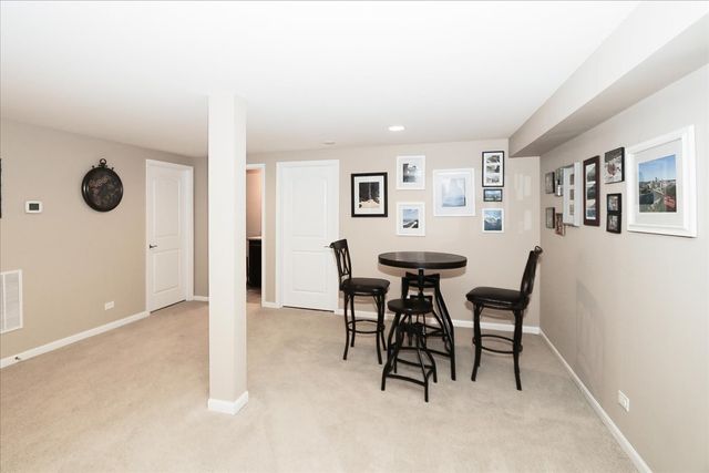 315 W Franklin Street, Wheaton, IL 60187