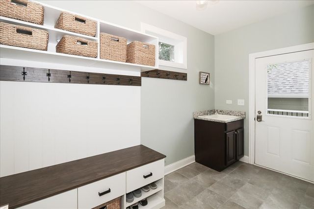 315 W Franklin Street, Wheaton, IL 60187