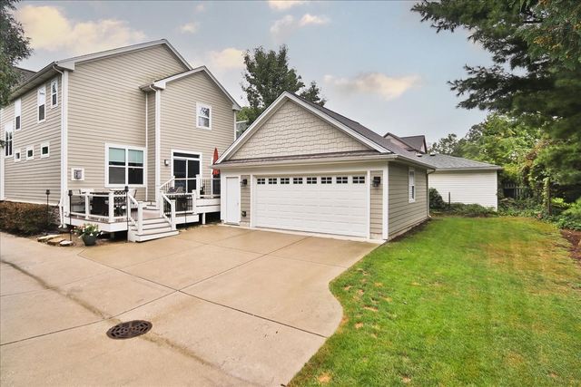 315 W Franklin Street, Wheaton, IL 60187