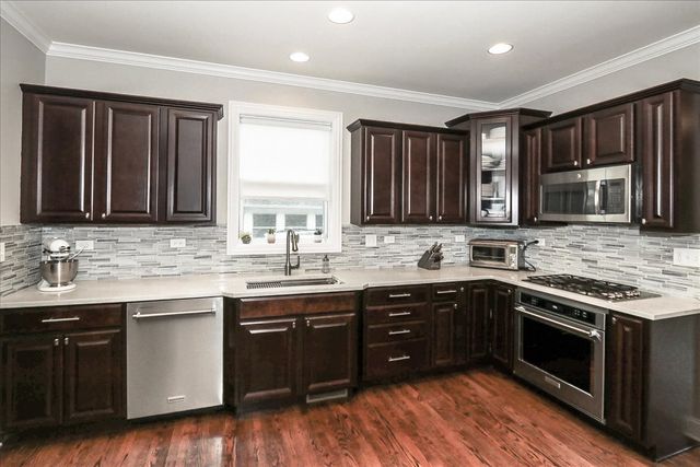 315 W Franklin Street, Wheaton, IL 60187