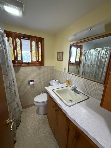 4 Barnum Street, Milton, VT 05468