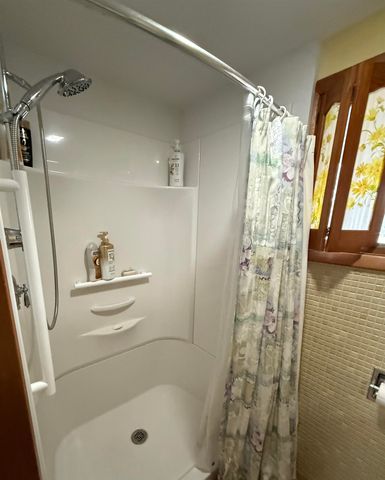 4 Barnum Street, Milton, VT 05468