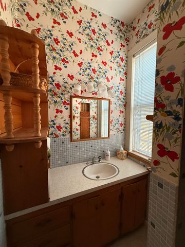 4 Barnum Street, Milton, VT 05468