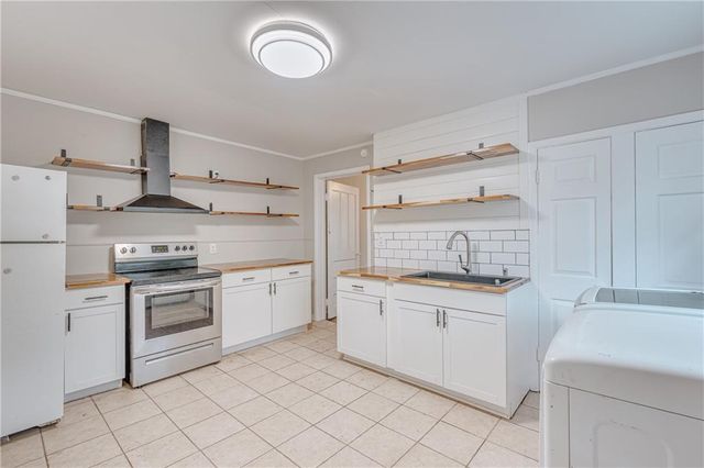 1005 Oak Street, Mobile, AL 36604