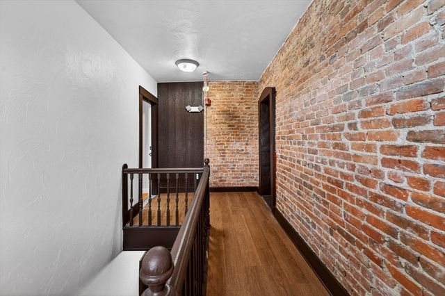 42 Almont St 3R, Medford, MA 02155