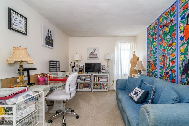 31 Remington Lane, Plymouth, MA 02360