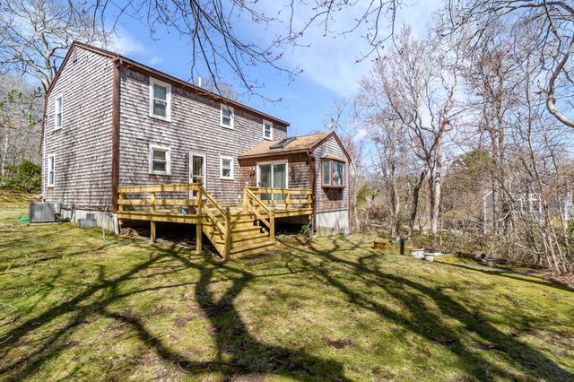 31 Remington Lane, Plymouth, MA 02360