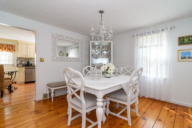 31 Remington Lane, Plymouth, MA 02360