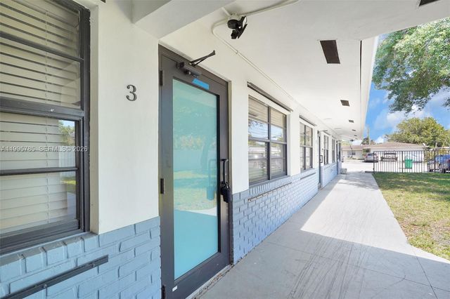 1730 Acapulco Dr 3, Miramar, FL 33023