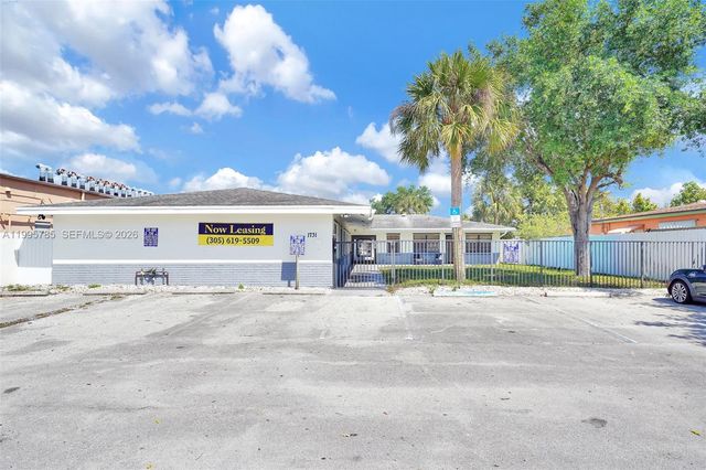 1730 Acapulco Dr 3, Miramar, FL 33023