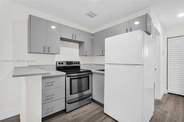 1730 Acapulco Dr 3, Miramar, FL 33023