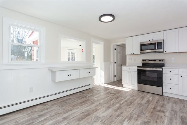 241 Fisher St, Walpole, MA 02081