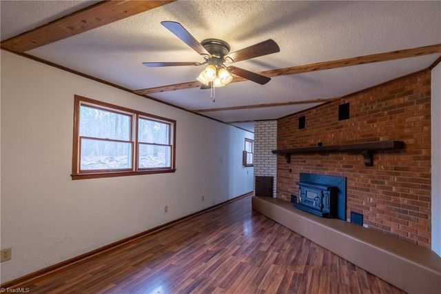1165 Canaan Church Road, Denton, NC 27239