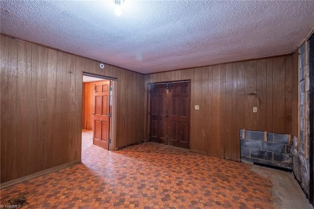 1165 Canaan Church Road, Denton, NC 27239