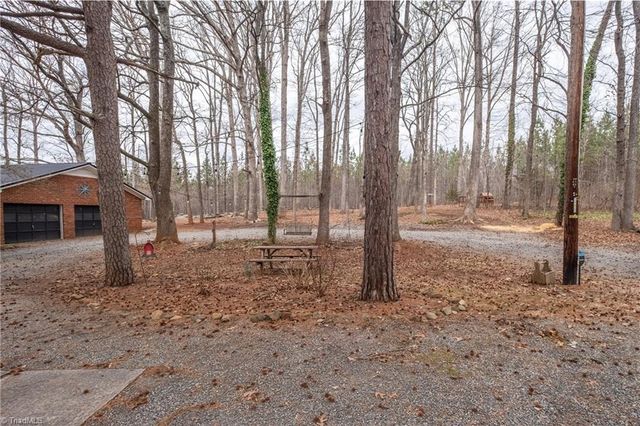 1165 Canaan Church Road, Denton, NC 27239