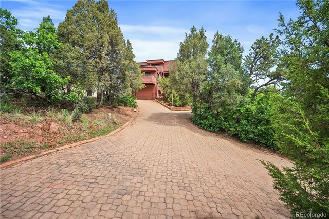 133 Via Vallecito, Manitou Springs, CO 80829