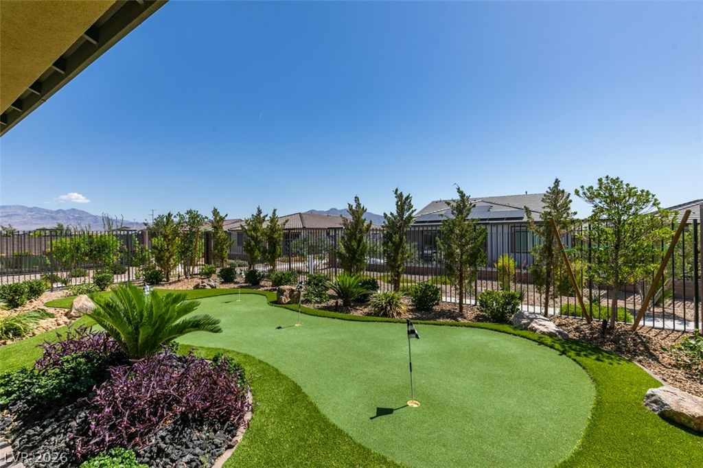 10184 Chrysolite, Las Vegas, NV 89143 — exterior