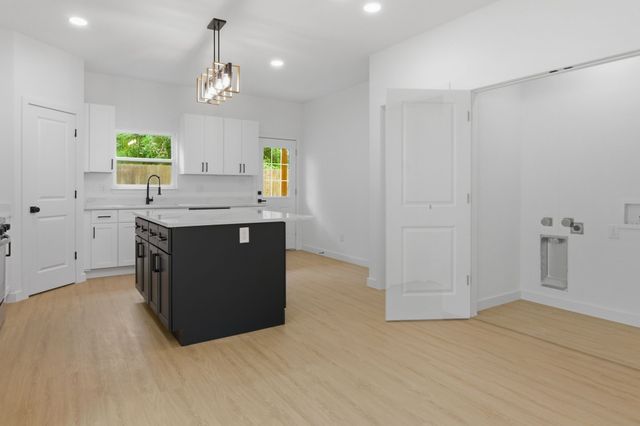 1228 E Tucker Street, Fort Worth, TX 76104