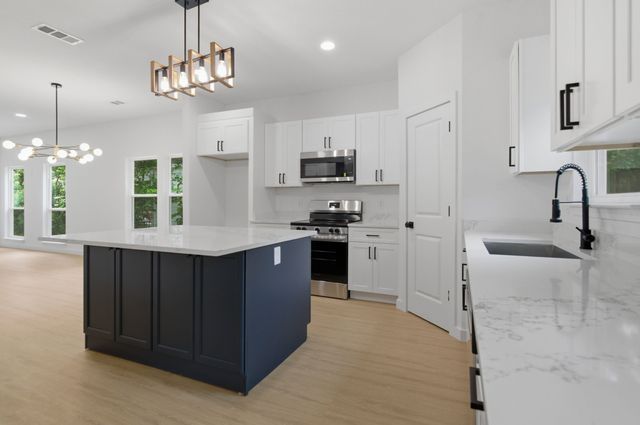 1228 E Tucker Street, Fort Worth, TX 76104