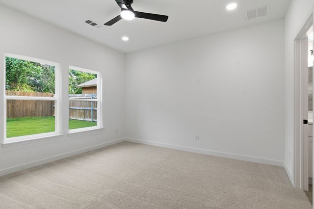 1228 E Tucker Street, Fort Worth, TX 76104