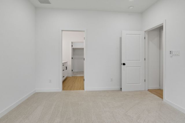 1228 E Tucker Street, Fort Worth, TX 76104