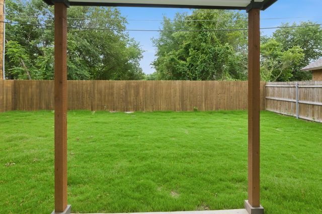 1228 E Tucker Street, Fort Worth, TX 76104