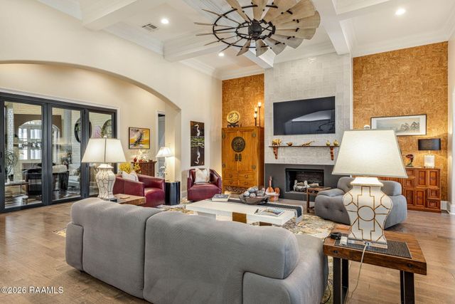 106 Winthorpe Row, Lafayette, LA 70503