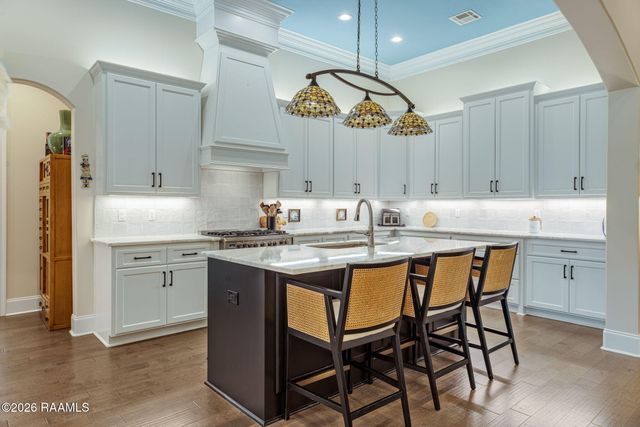 106 Winthorpe Row, Lafayette, LA 70503