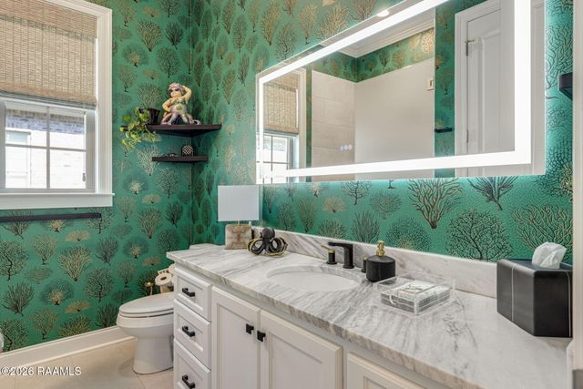 106 Winthorpe Row, Lafayette, LA 70503