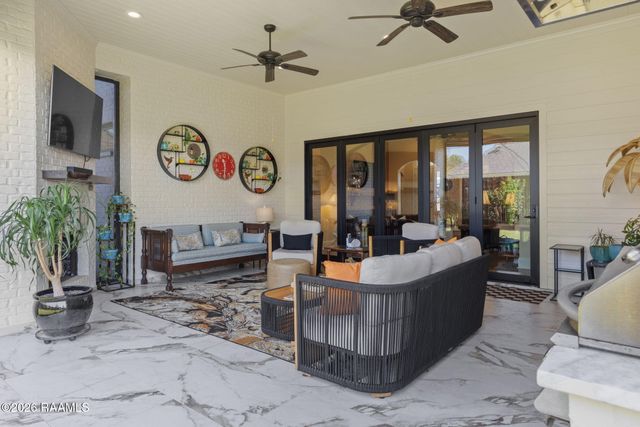 106 Winthorpe Row, Lafayette, LA 70503