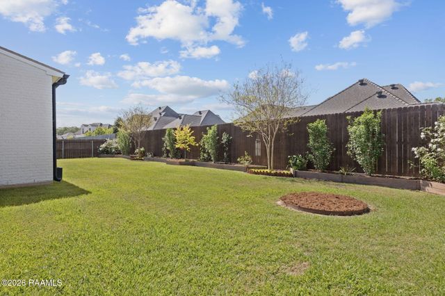 106 Winthorpe Row, Lafayette, LA 70503