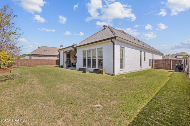 106 Winthorpe Row, Lafayette, LA 70503