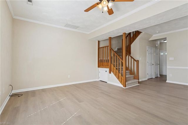 210 Durham CT, Yorktown, VA 23693
