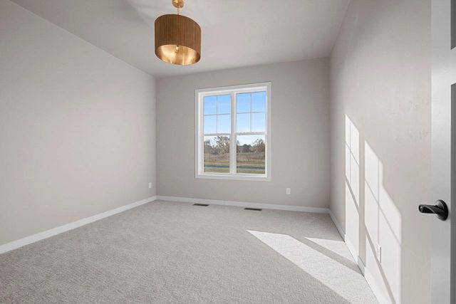 2874 HOWARD, Howard, WI 54313