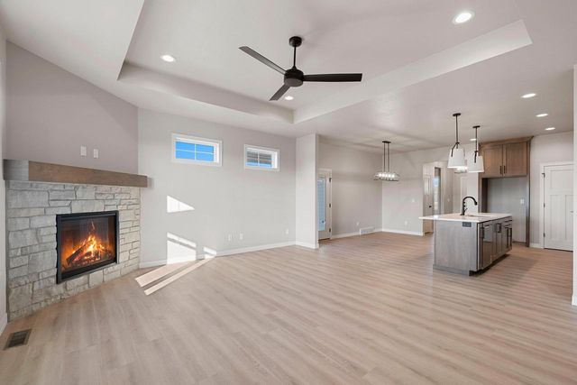 2874 HOWARD, Howard, WI 54313